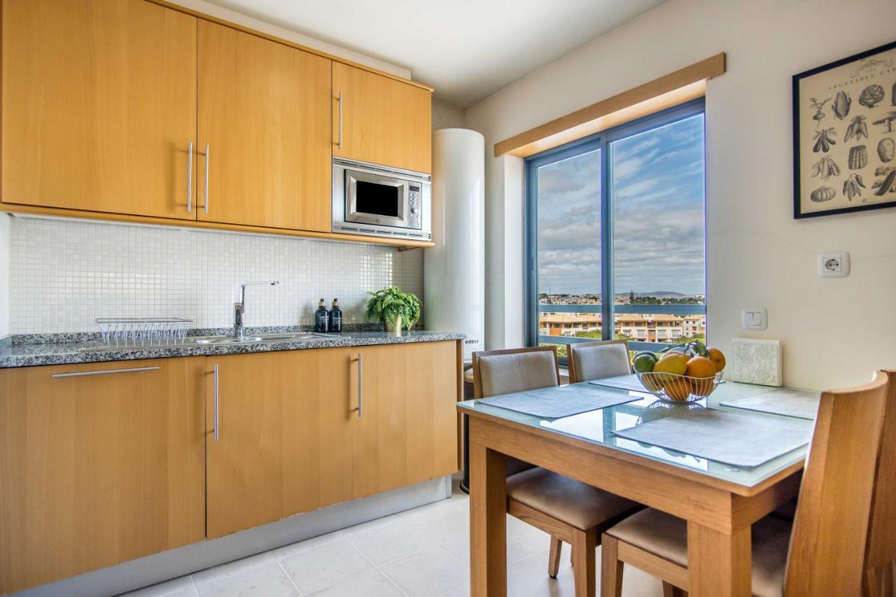 Апартаменты Corcovada, Sunny And Bright T1 With Large Terrace, Албуфейра Экстерьер фото