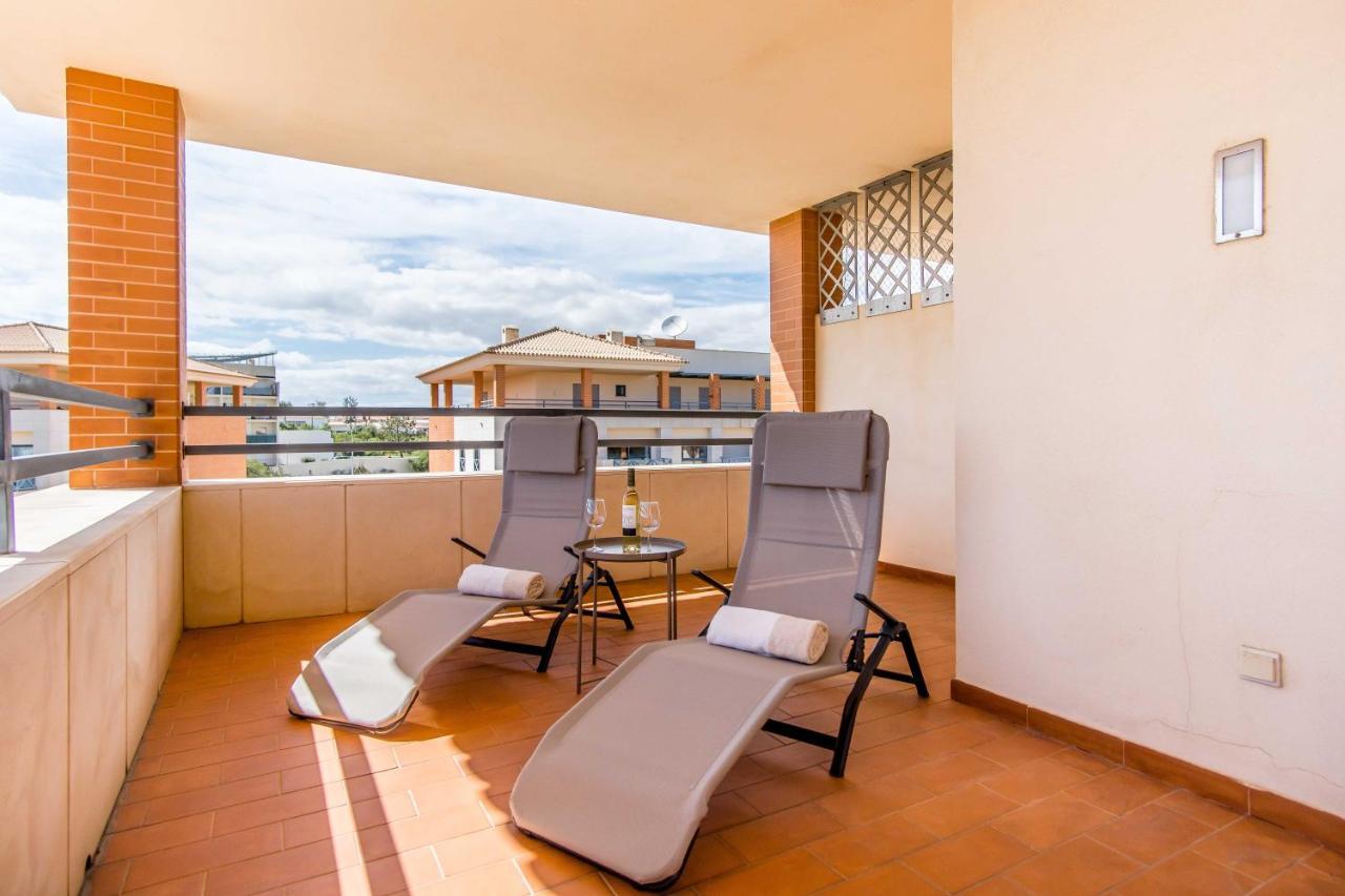 Апартаменты Corcovada, Sunny And Bright T1 With Large Terrace, Албуфейра Экстерьер фото